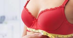 マッサージでバストアップ